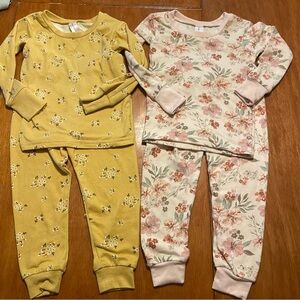 Charming‎ Floral and Yellow Kids Pajama Set Size 3T Super Soft